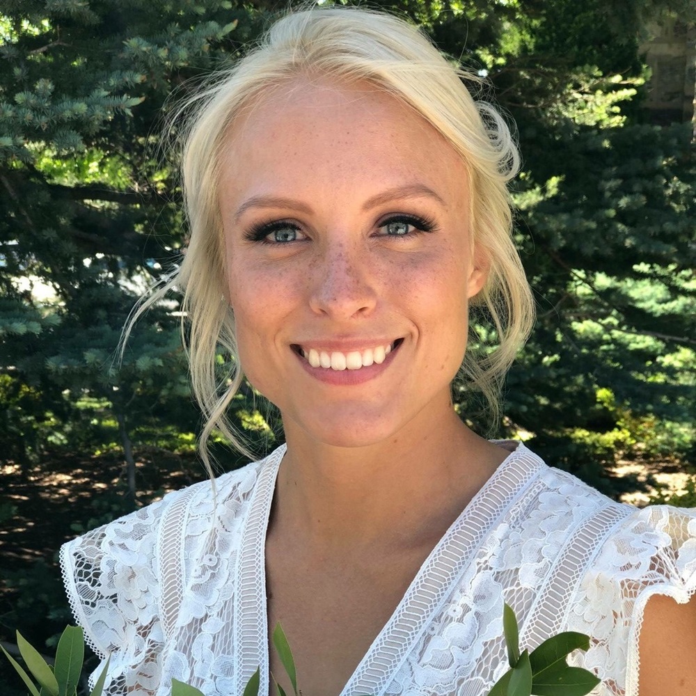 Meet your Posher, Mikala